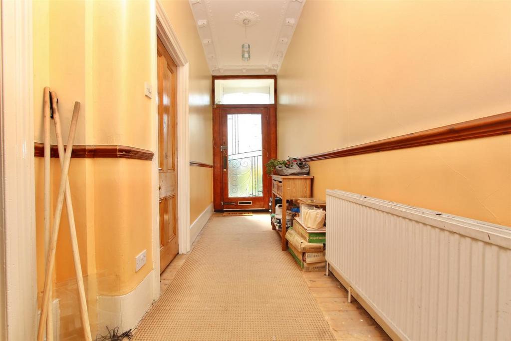 Lordship Road, N16
