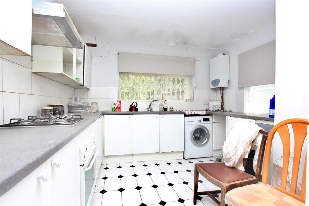 Lordship Road, N16