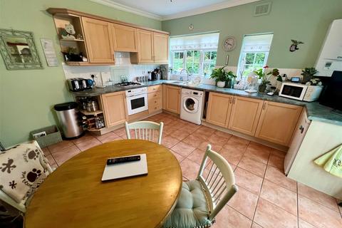 36 Smirrells Road, Birmingham, B28 0LB