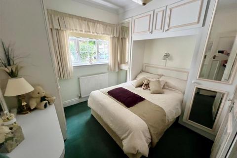 36 Smirrells Road, Birmingham, B28 0LB