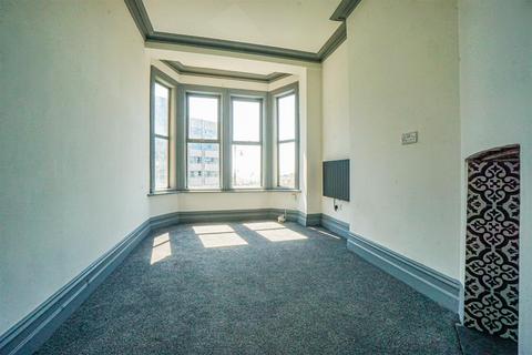 1 bedroom flat for sale, Castle Gardens, Hastings