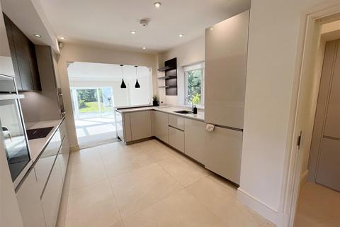 3 bedroom house to rent, Kingsley Lodge Hough Lane, Wilmslow