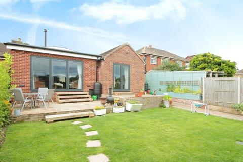 2 bedroom semi-detached bungalow for sale, The Oval, Leeds LS26