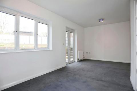 3 bedroom house for sale, Ravenswood Drive, Brighton