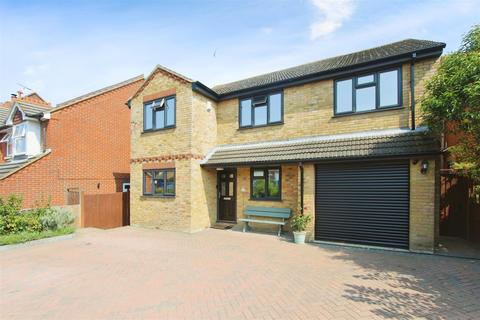 4 bedroom detached house for sale, Stanley Avenue, Minster On Sea, Sheerness