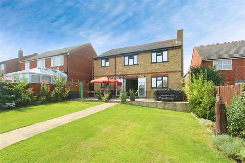 4 bedroom detached house for sale, Stanley Avenue, Minster On Sea, Sheerness