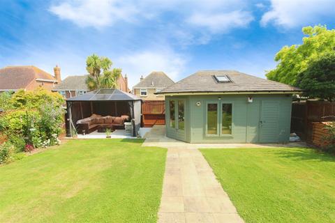 4 bedroom detached house for sale, Stanley Avenue, Minster On Sea, Sheerness