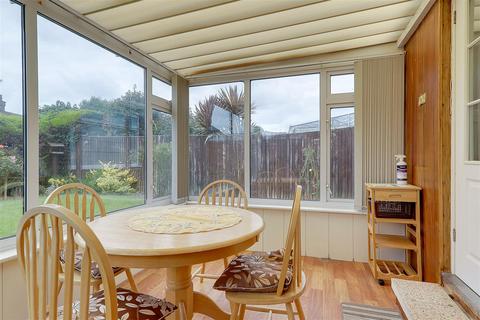 3 Leeward Close, Worthing, BN13 1NE