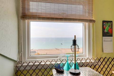 1 bedroom flat for sale, Heene Terrace, Worthing BN11