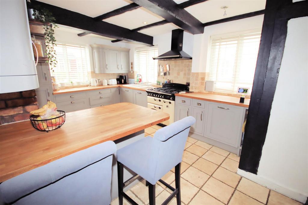 View of Kitchen/Breakfast Room