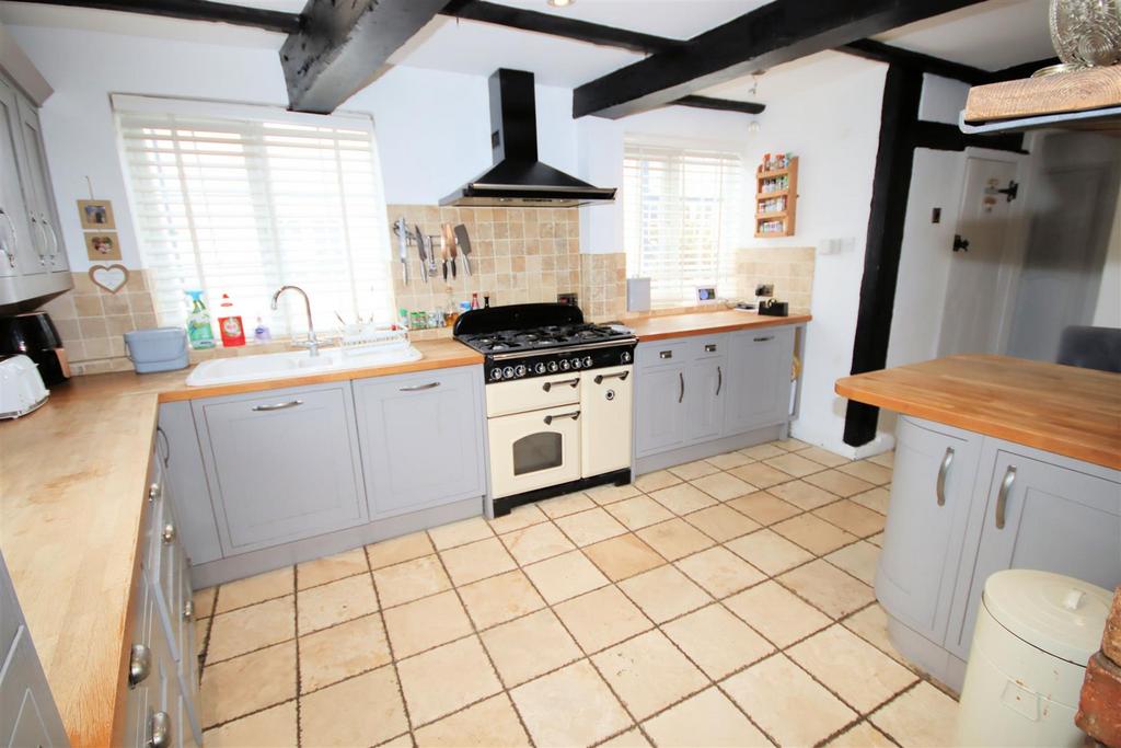 View of Kitchen/Breakfast Room