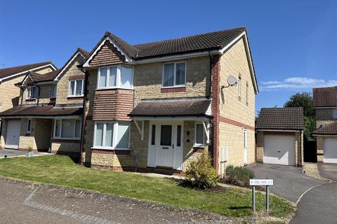 4 bedroom detached house for sale, Oak Road, Chippenham