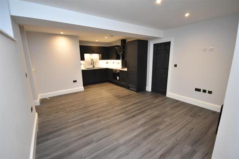 2 bedroom apartment to rent, Fazakerley Street, Liverpool