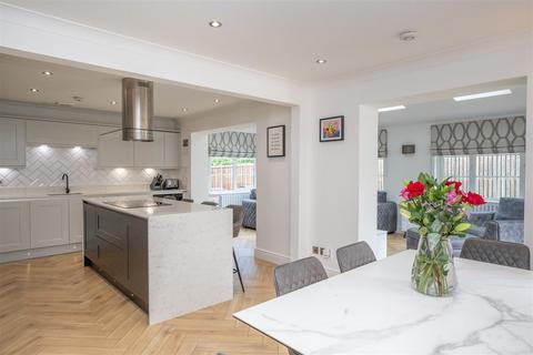 8 Bellefield Way, Lanark, ML11 7NW