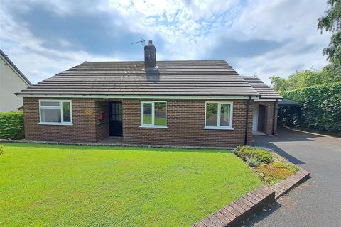 3 bedroom bungalow to rent, Cae Perthy, Arddleen, Welshpool