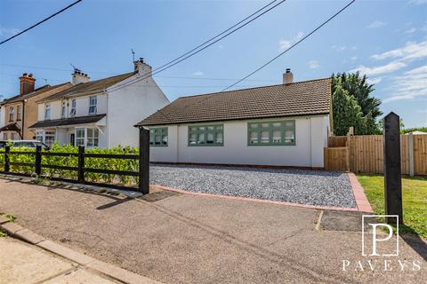 3 bedroom detached bungalow for sale, Amerells Road, Little Clacton