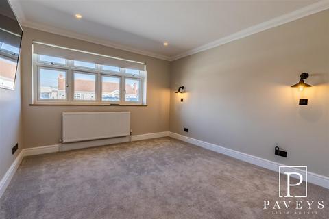 4 Amerells Road, Little Clacton, Clacton-on-sea, CO16 9HA
