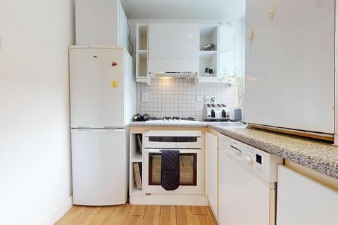 2 bedroom flat for sale, Elystan Street, London SW3