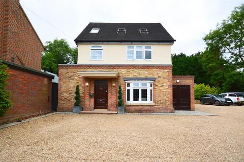 4 bedroom detached house for sale, Clamp Hill, Stanmore HA7