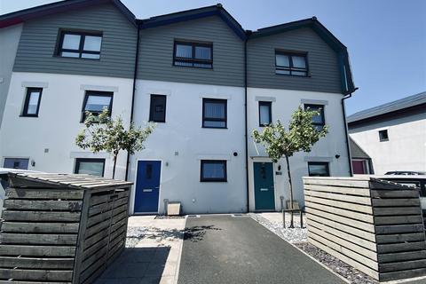 4 bedroom terraced house for sale, Eco Way, Plymouth PL6