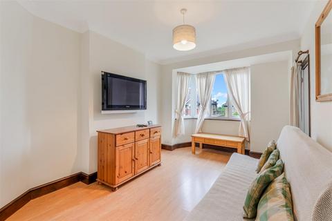 2 bedroom maisonette for sale, Alberta Avenue, Cheam,