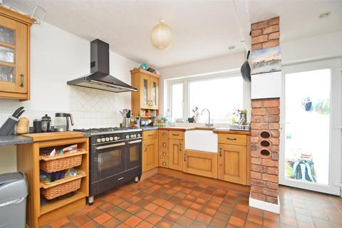 3 bedroom end of terrace house for sale, Monkmoor Road, Shrewsbury