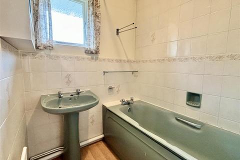 2 Spur Close, Wimborne, BH21 2UG