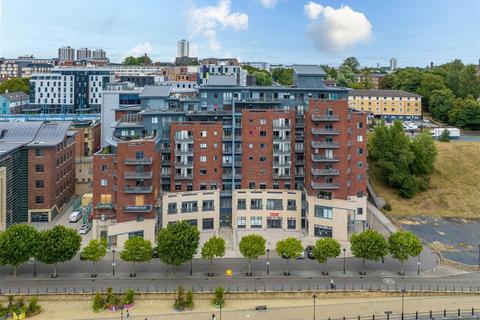 2 bedroom apartment to rent, *Available October* St Ann's Quay, Quayside, NE1