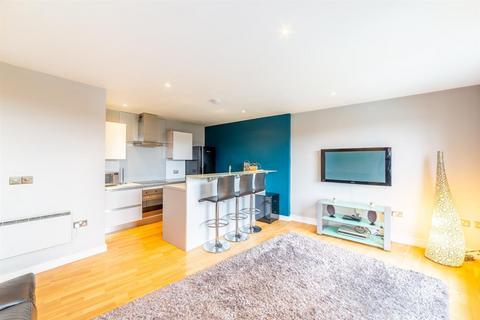 2 bedroom penthouse to rent, Penthouse St Ann's Quay, Quayside, NE1