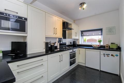 2 bedroom detached bungalow for sale, Blacker Lane, Wakefield WF4