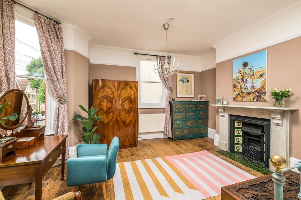 240805 - 45 Chaucer Road, Bedford - 24.jpg