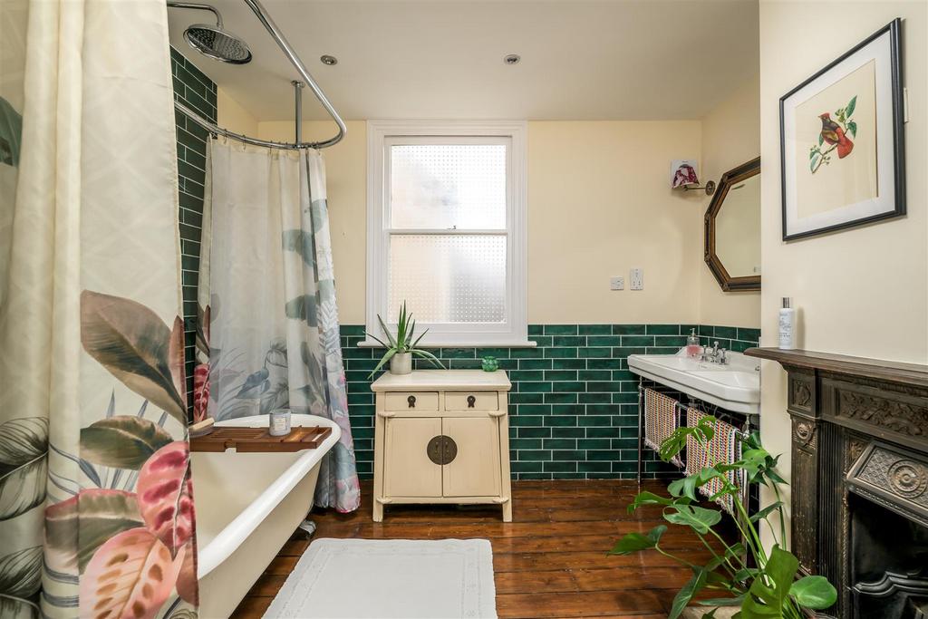 240805 - 45 Chaucer Road, Bedford - 21.jpg