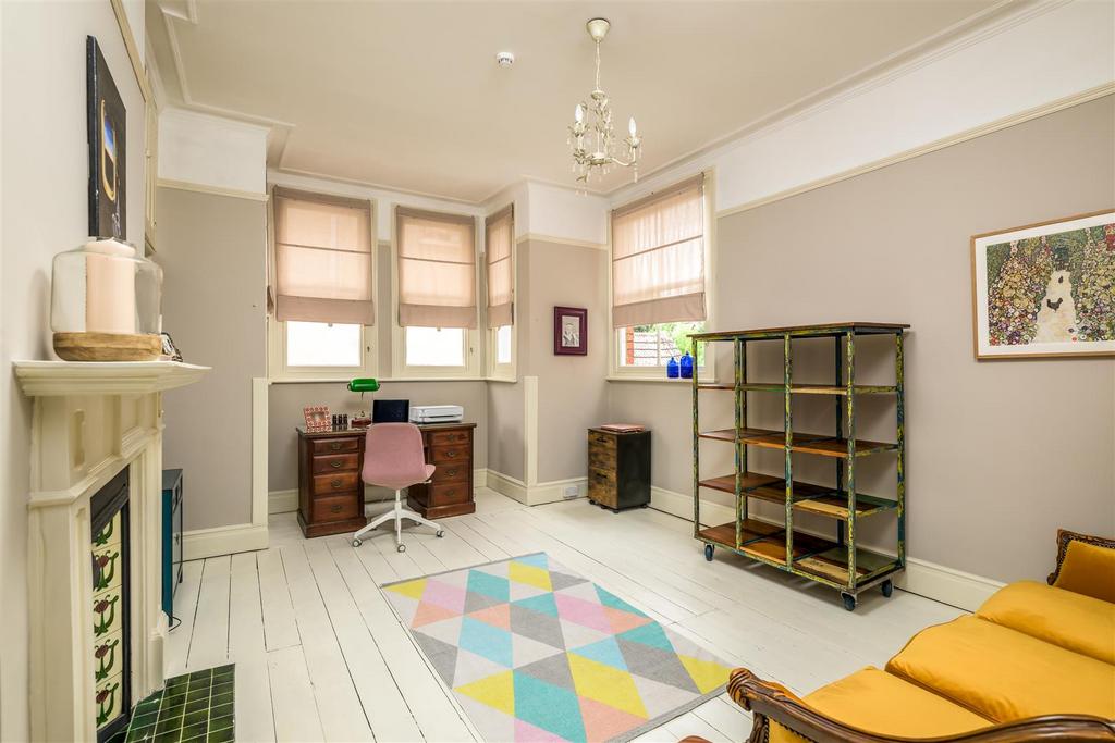 240805 - 45 Chaucer Road, Bedford - 23.jpg