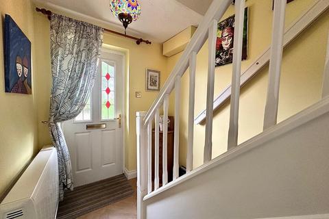 31 Bressingham Gardens, Northampton, NN4 0XS
