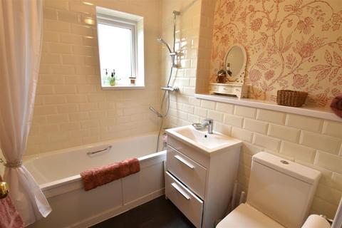 9 Fairmont Close, Belvedere, DA17 5LY