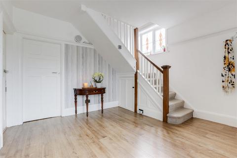 6 bedroom detached house for sale, Marlborough Road, Woodthorpe NG5