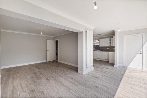 98 Three Bridges Road, Crawley, RH10 1JL