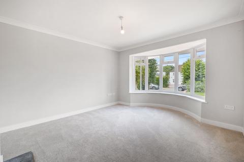 98 Three Bridges Road, Crawley, RH10 1JL