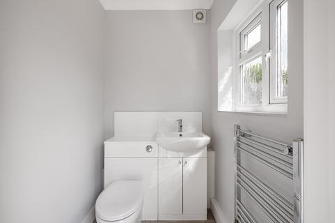 98 Three Bridges Road, Crawley, RH10 1JL
