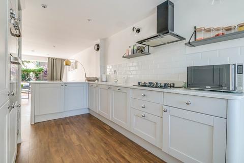 28 Gunners Rise, Shoeburyness, Southend-on-sea, SS3 9BY
