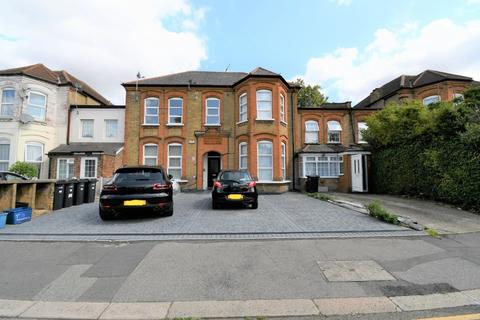 2 bedroom flat to rent, Mansfield Road, Ilford, IG1