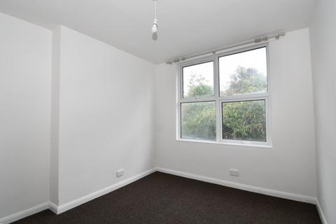 2 bedroom flat to rent, Mansfield Road, Ilford, IG1