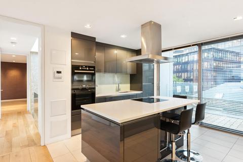 3 bedroom apartment for sale, Lion Court, Magdalen Street, London, SE1
