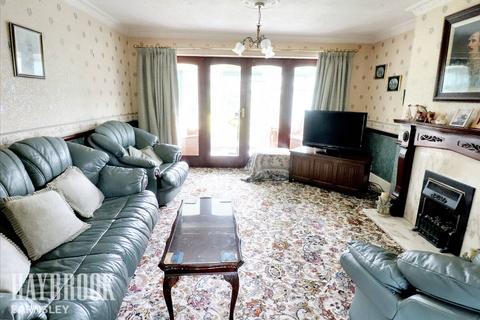 12 Staincross Common, Staincross, Barnsley, S75 6JD