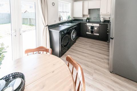 37 Llys Cambrian, Godrergraig, Swansea, SA9 2EY