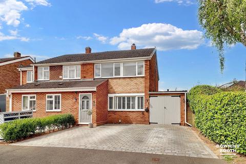 7 Ash Grove, Lichfield, WS13 6ET