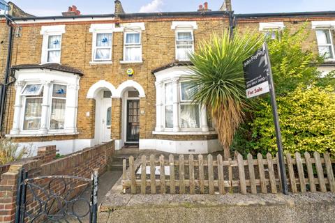 4 bedroom terraced house for sale, Saunders Road, Plumstead