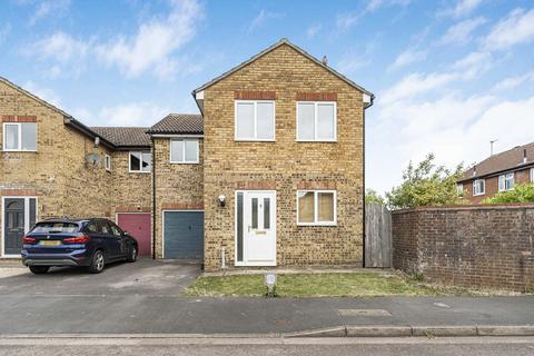 4 bedroom semi-detached house for sale, Manston Close, Bicester, OX26