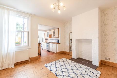 21 Albert Road, Addlestone, KT15 2PX