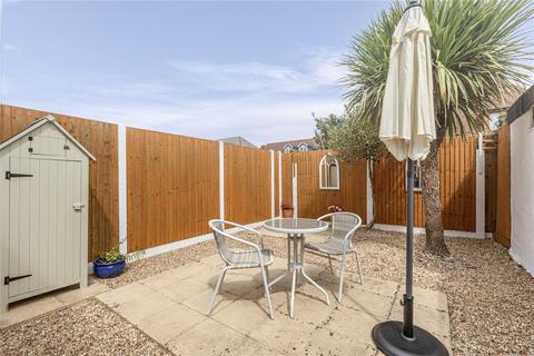 21 Albert Road, Addlestone, KT15 2PX